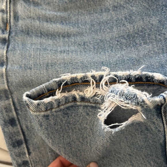 Agolde Riley Crop in Endless Organic 27 - Picture 4 of 9